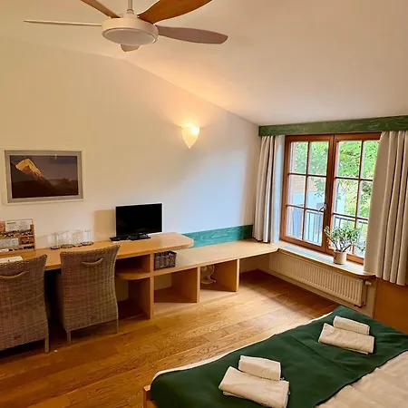Statek Samsara Gasthof 3*